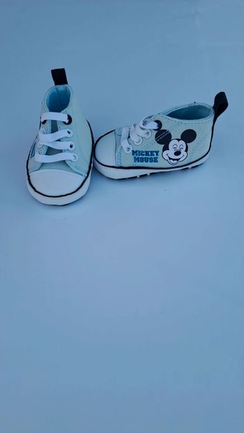 💚Baskets bébé Mickey Mouse – adorables et légères