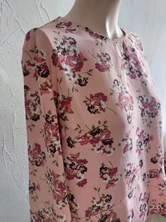 Blouse à fleurs rose Taille 42 - photo numéro 4