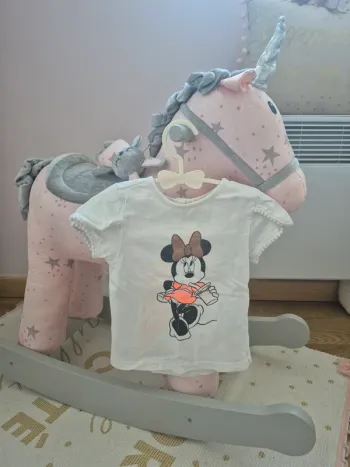 T shirt disney minnie 23 mois 86cm