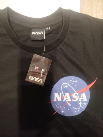T shirt NASA neuf taille M