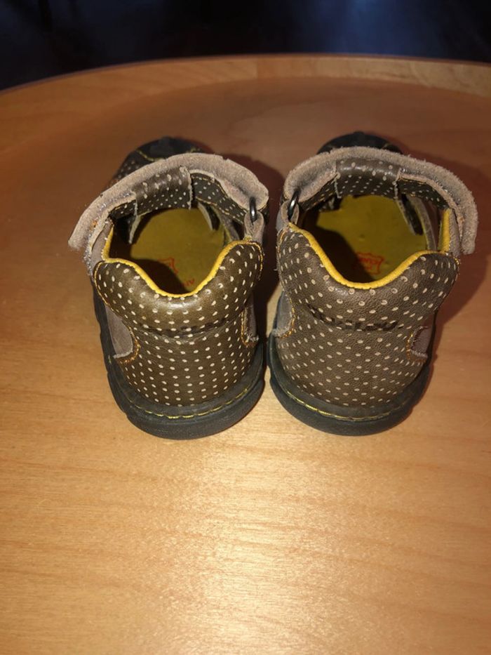 Chaussure bébé - photo numéro 5
