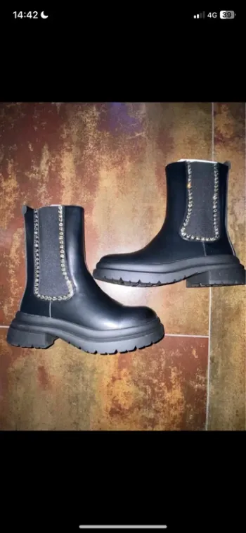 Bottes mi mollet.