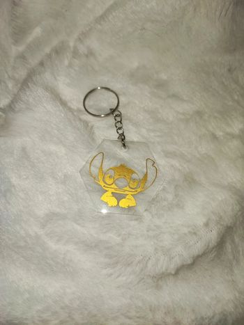 Porte clefs Stitch doré