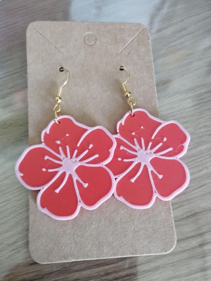 Boucle d'oreille fleur