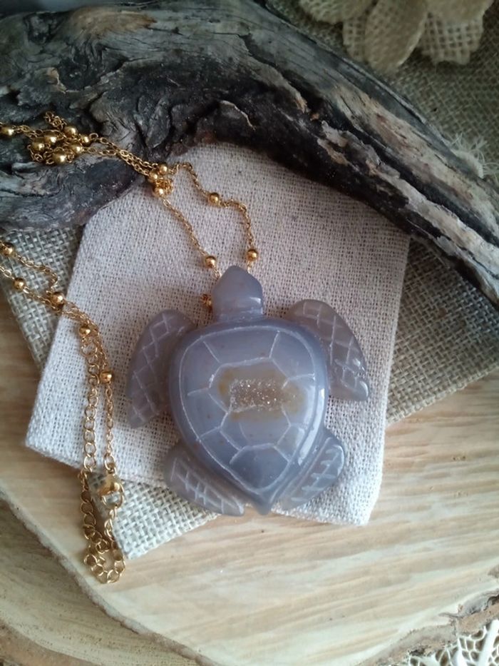 Collier tortue en pierre géode d'agate grise - photo numéro 2