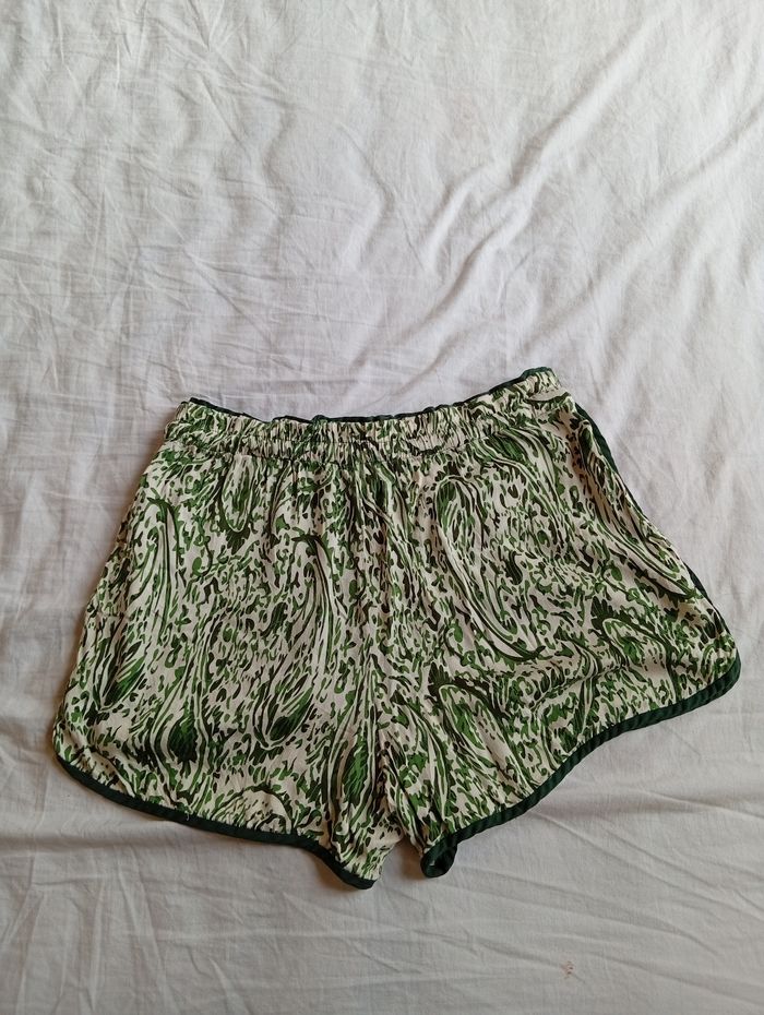 Short Zara taille s - photo numéro 3