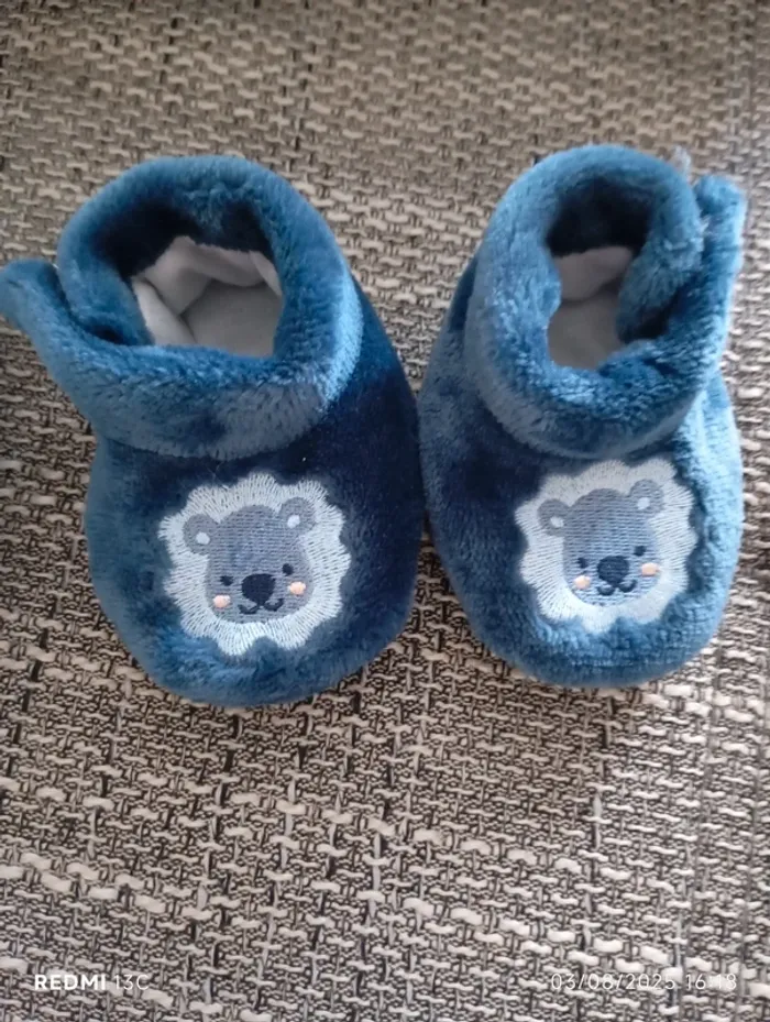 2 paires de chaussons - photo numéro 2