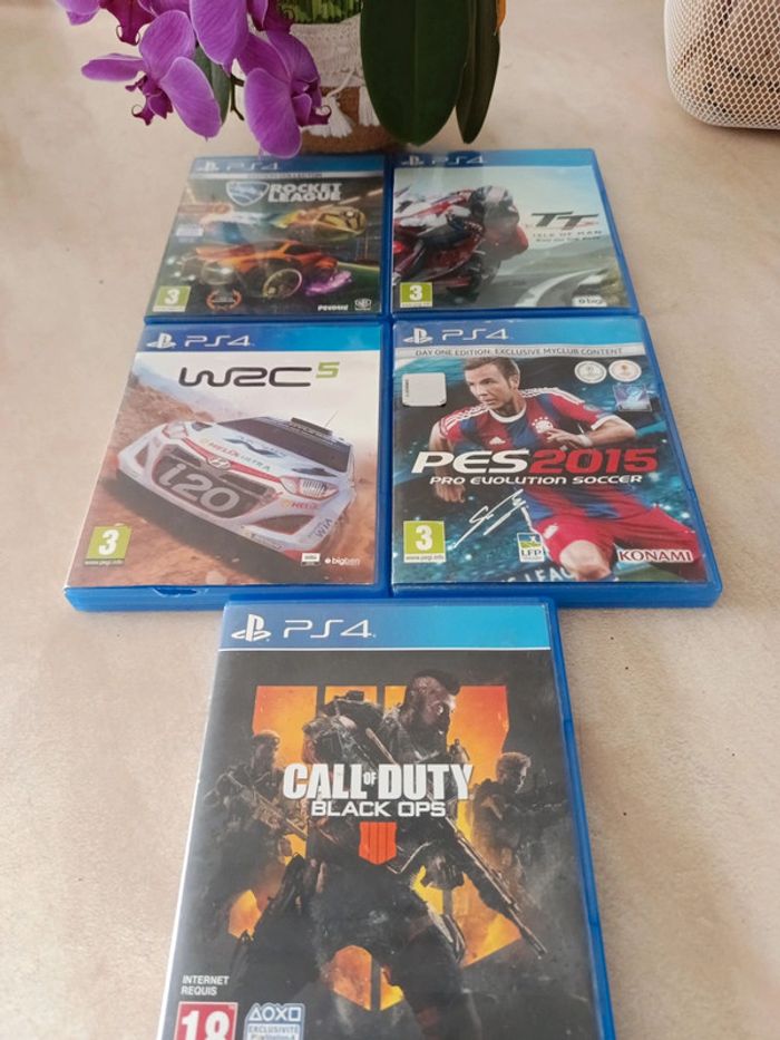 Lot 5 jeux PS4 rocket League PES tt isle, WRC 5 call of