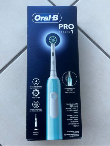 Brosse à dents électrique oral b pro 1