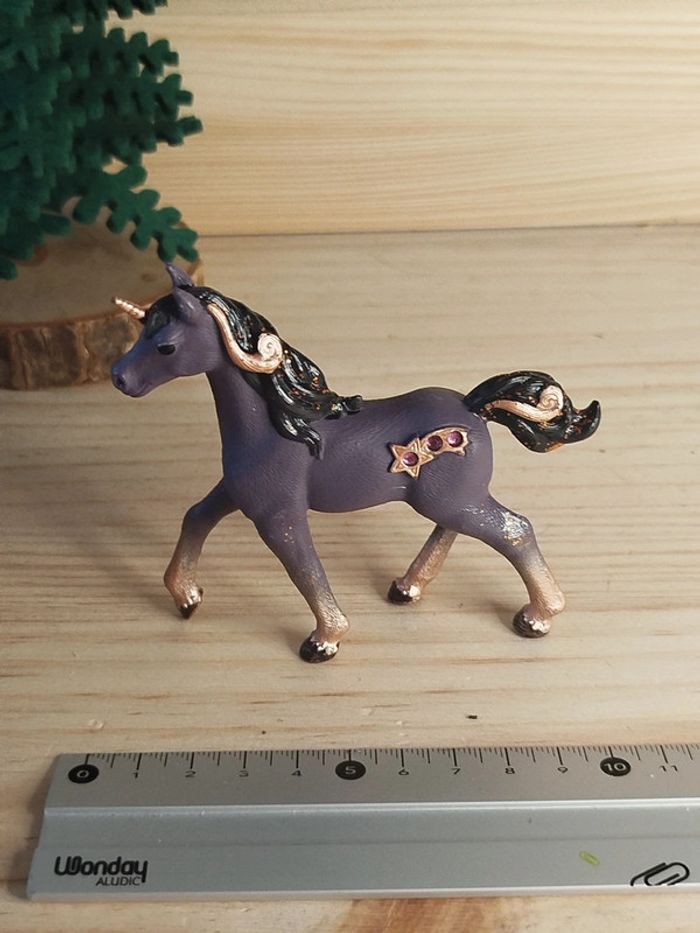 Schleich jeune licorne parme Figurine animal imaginaire - photo numéro 4