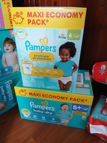 Lot 2 cartons couches pampers maxi pack T5+ et T6