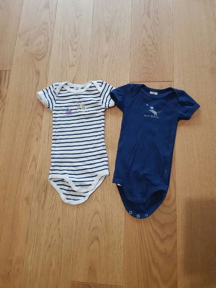 Lot 2 bodies Petit Bateau