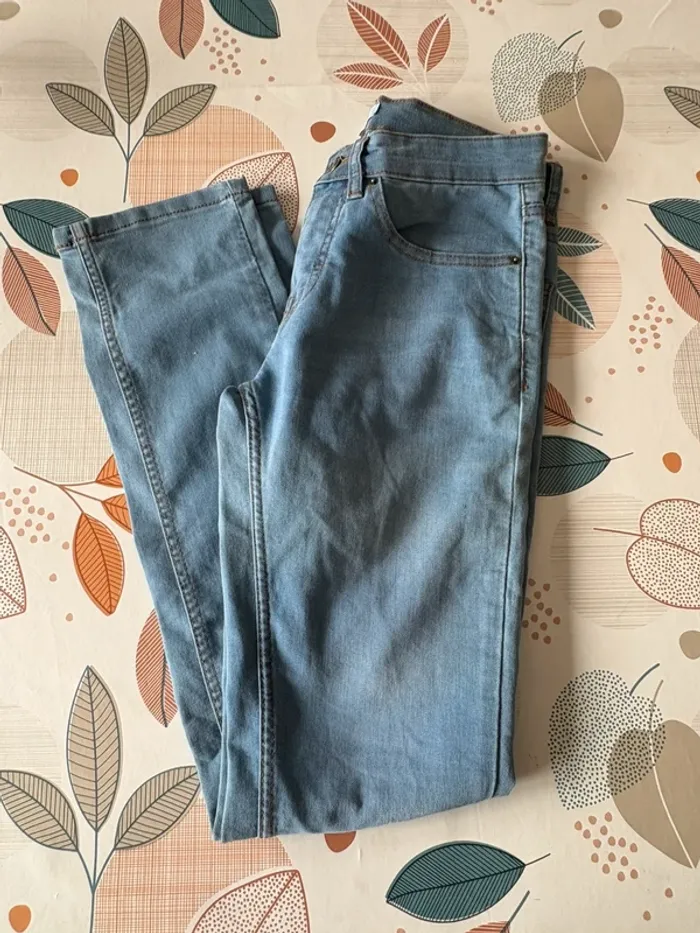 Jean Lahalle, taille 34 très bon état - photo numéro 3