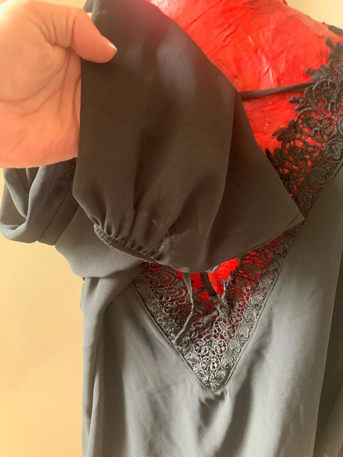 Blouse noire en voile grande taille - photo numéro 5