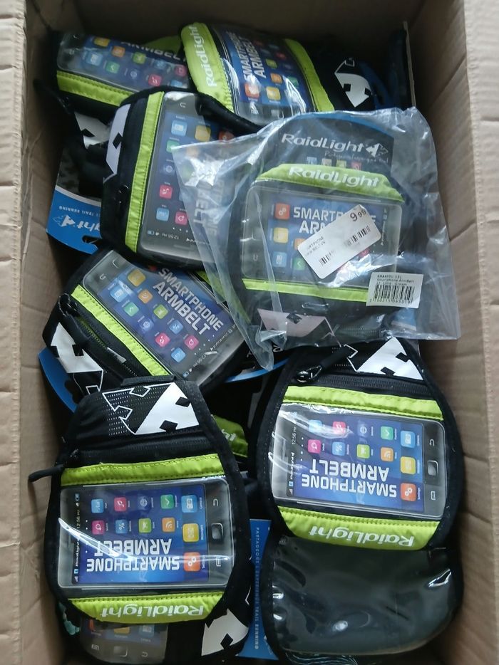 Lot de 40 pochettes de sport raidlight neuves