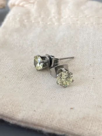 Paire boucle d’oreille strass