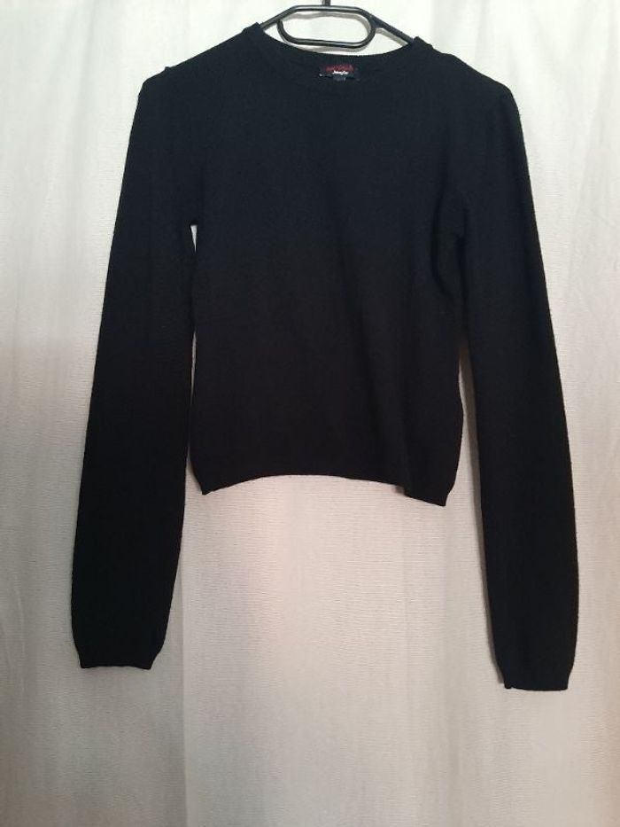 Pull fin noir jennyfer