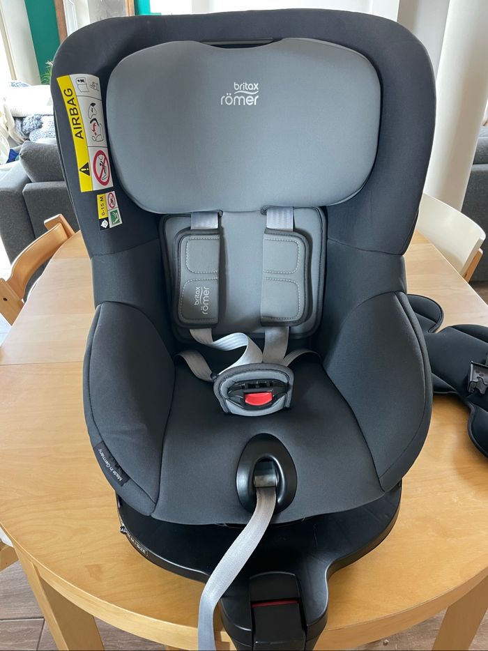 Siège auto Britax Römer dualfix M i-size - photo numéro 2