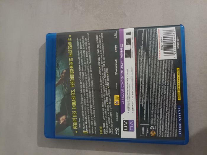 DVD Bluray Arrow saison 1 - photo numéro 2
