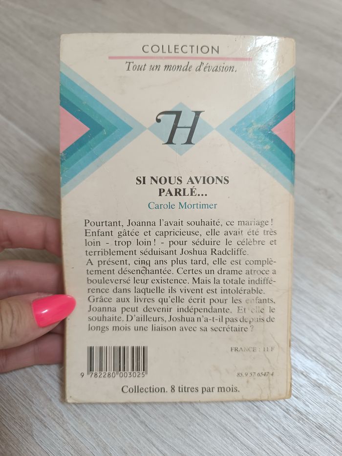 Livre Harlequin collection - photo numéro 2