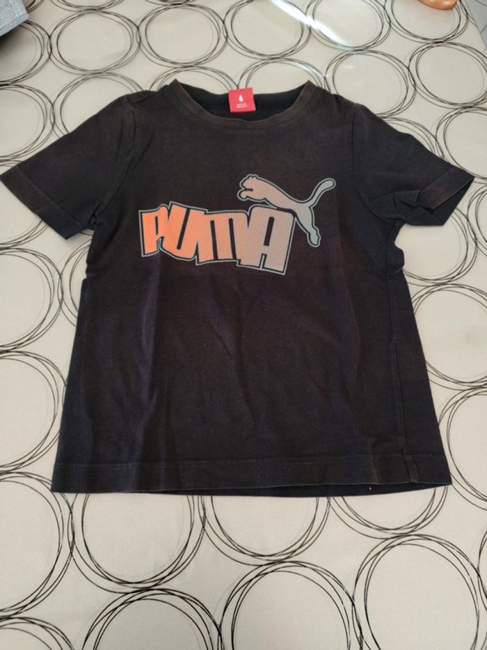 Tee shirt Puma 6 ans comme neuf