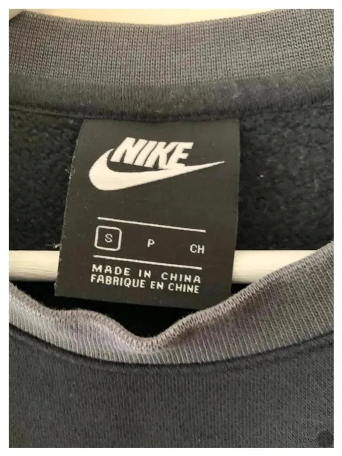 Pull noir sweat nike taille S - photo numéro 4