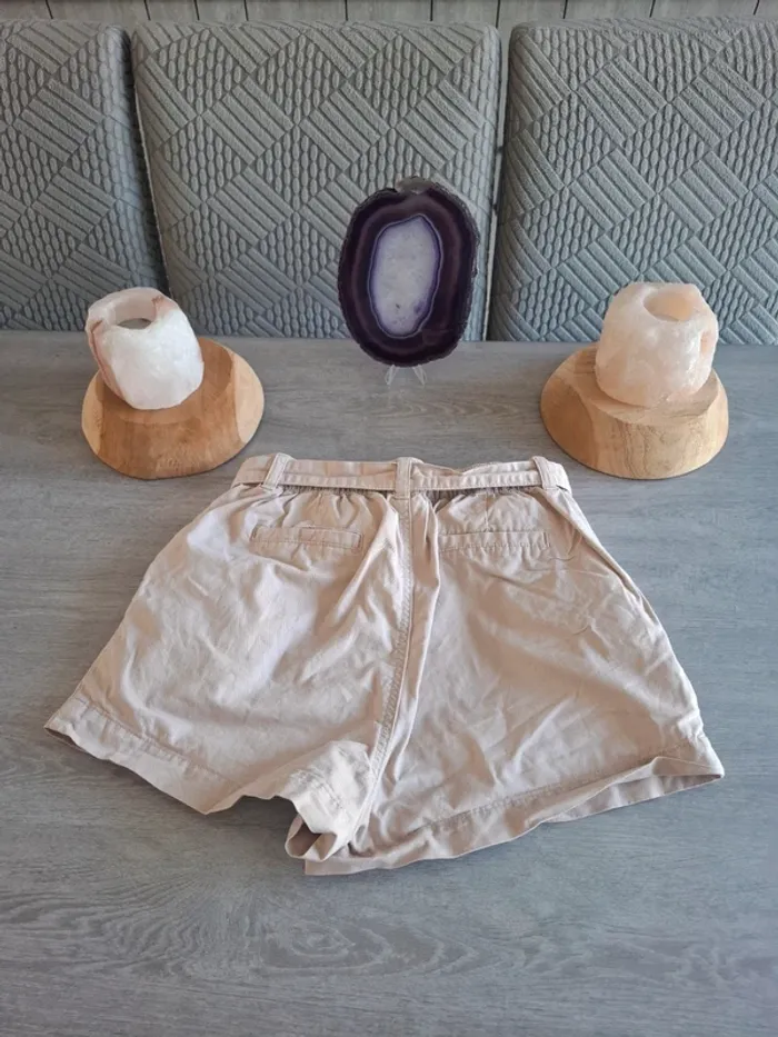 Short beige taille 12 ans - photo numéro 3