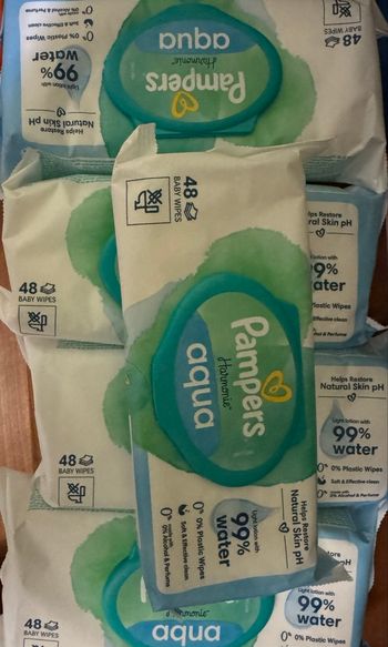10 paquets de lingettes Pampers Aqua