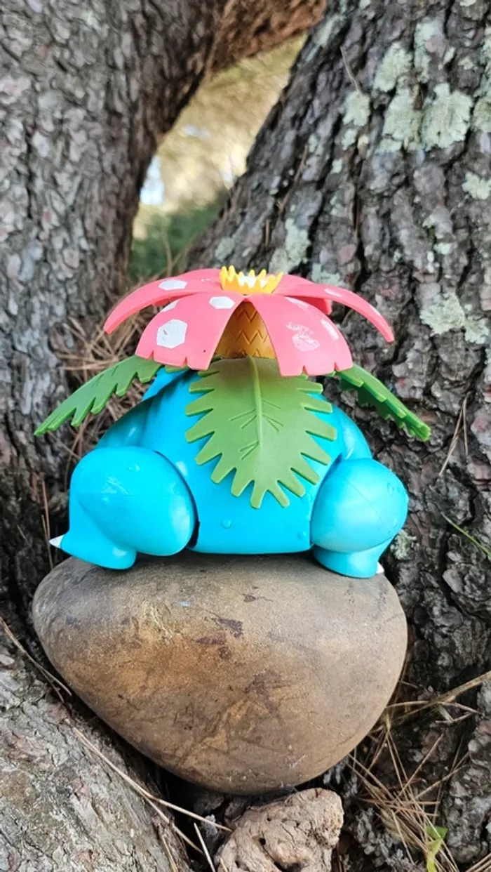 Super grande figurine Pokemon Nintendo Florizarre - photo numéro 4