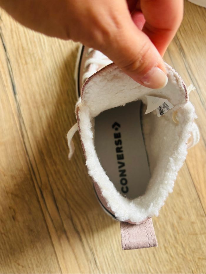 Converse neuve - photo numéro 4