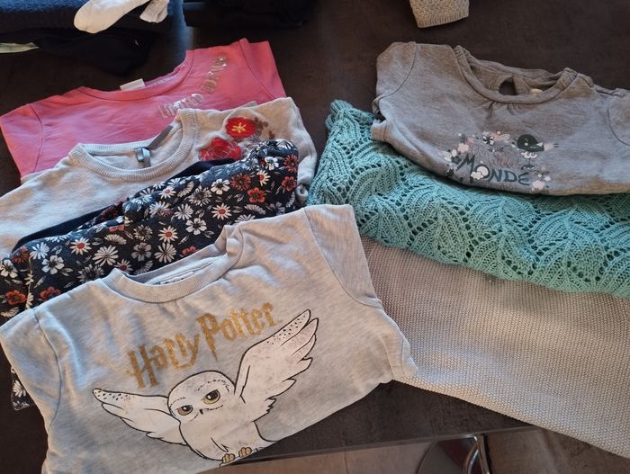 Lot vêtements fille 6 ans - photo numéro 2