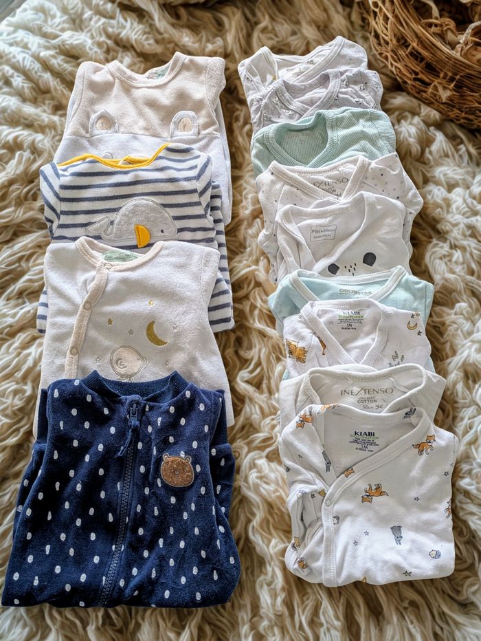 Lot vêtements bébé 1 mois - photo numéro 2