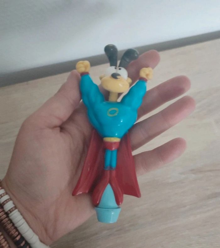 Figurine super odie - photo numéro 4