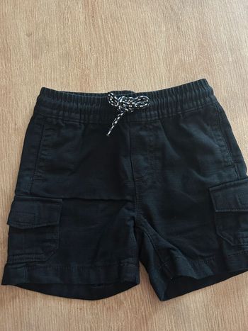 Short noir • Kiabi • 3 ans