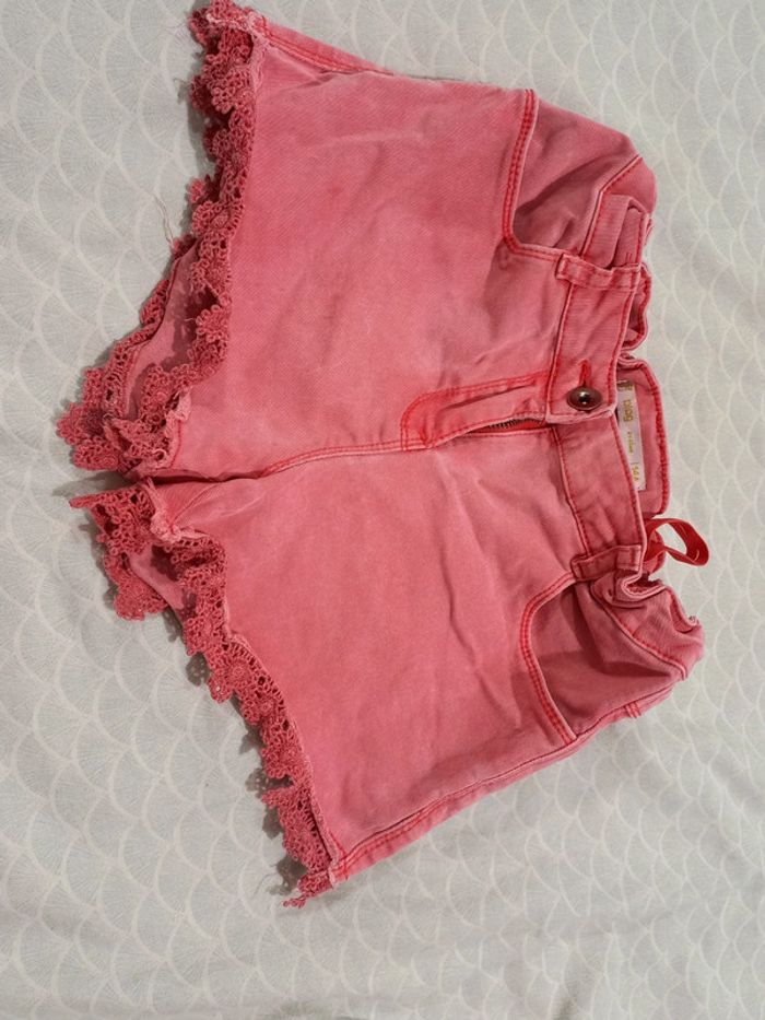 Shirt dentelles