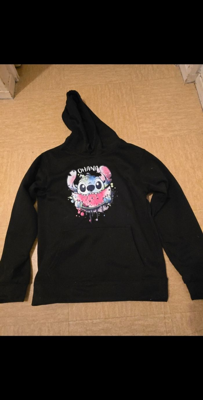 Sweat-shirt à capuche avec motifs de dessin Stitch