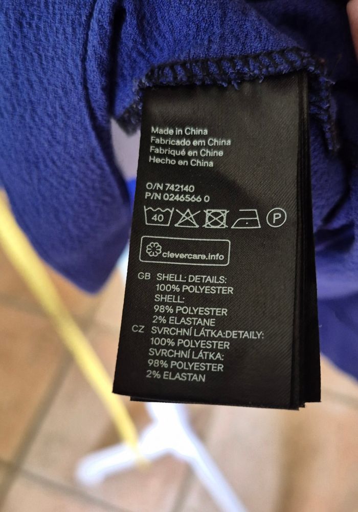 Robe bleue et noire H&M 38. - photo numéro 7