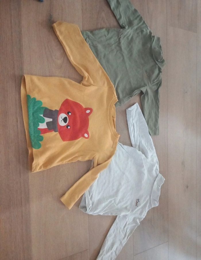 Lot vêtements garçon 24 mois - photo numéro 5