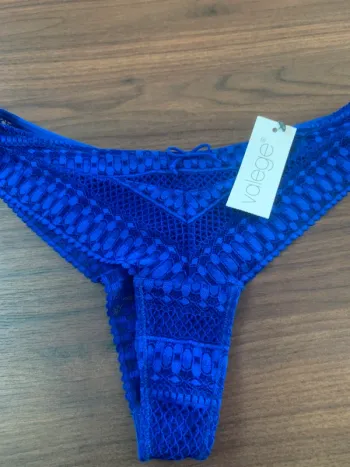 Valege tanga TM