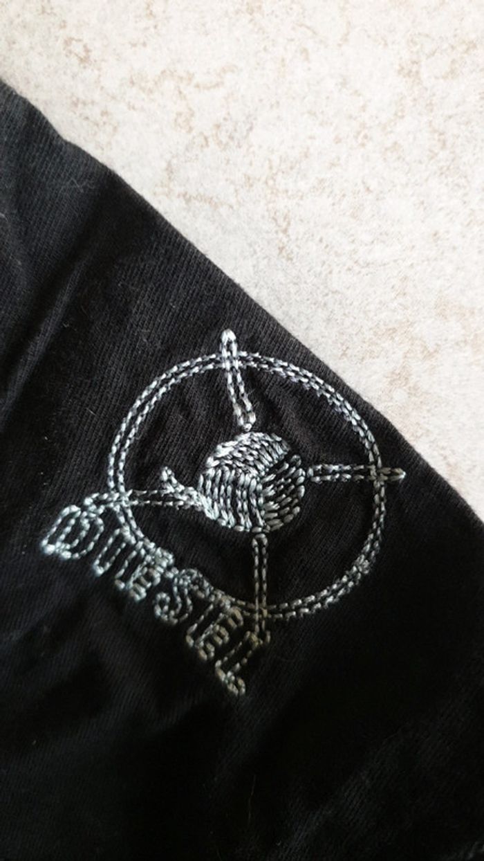 Tee shirt diesel noir et rose fluo - photo numéro 5