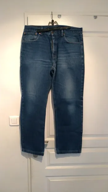 Jean Levi's 581 W36L34