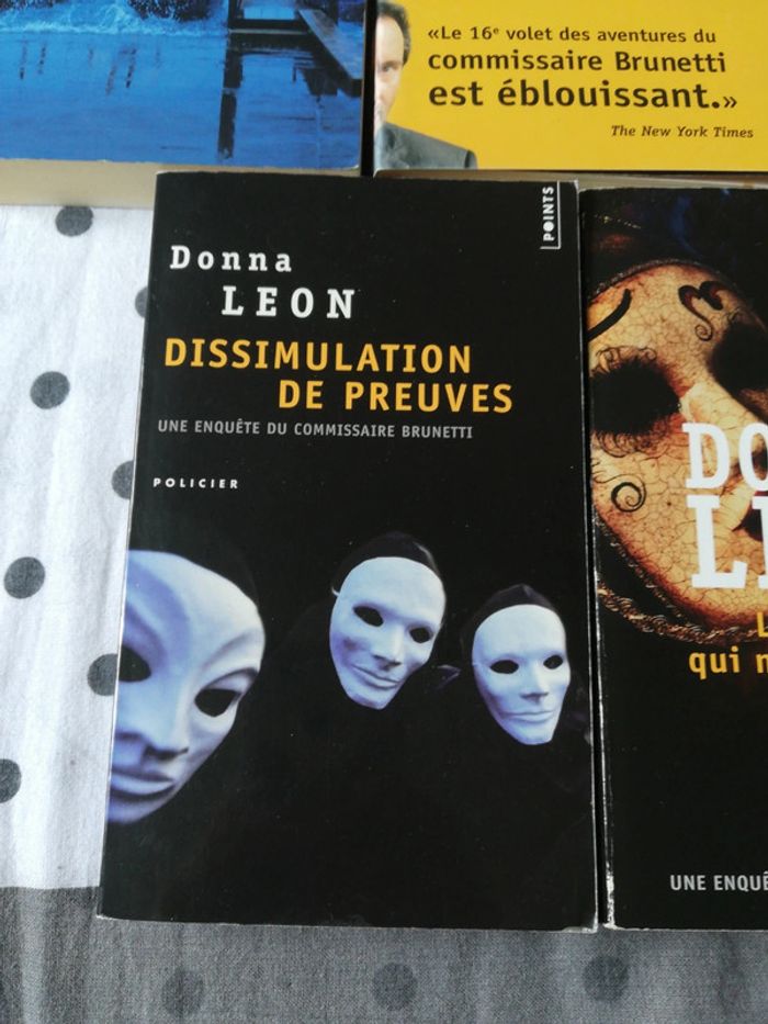 Lot policier - photo numéro 5