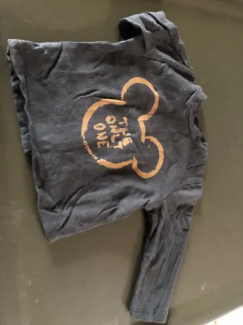 Tee shirt longues manches 3 mois disney