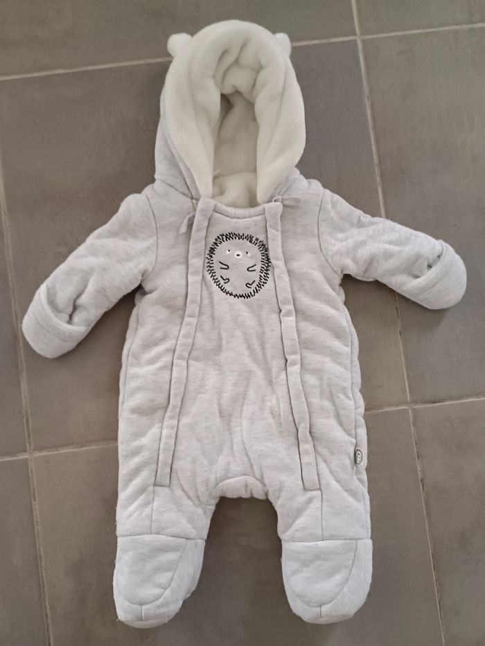 Lot de vêtements bébé garçon naissance et 1 mois - photo numéro 3