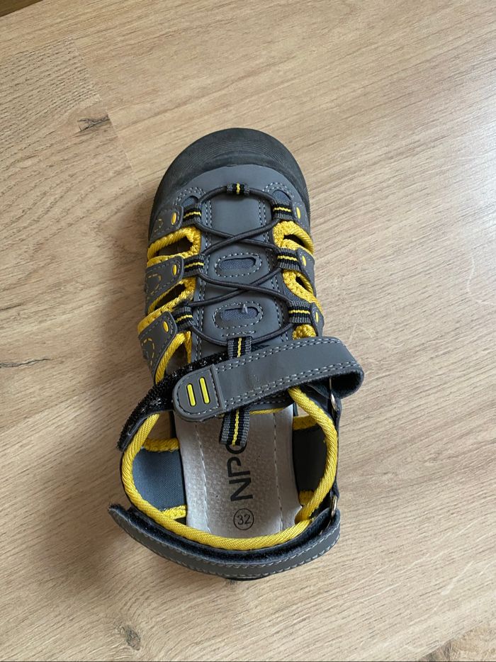 Sandales de marche 32 - photo numéro 5