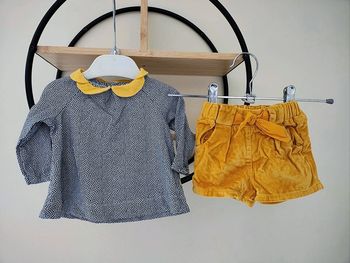 3 mois ensemble obaibi Okaïdi Teeshirt et short hiver