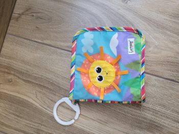 Livre tactile et sonore bébé