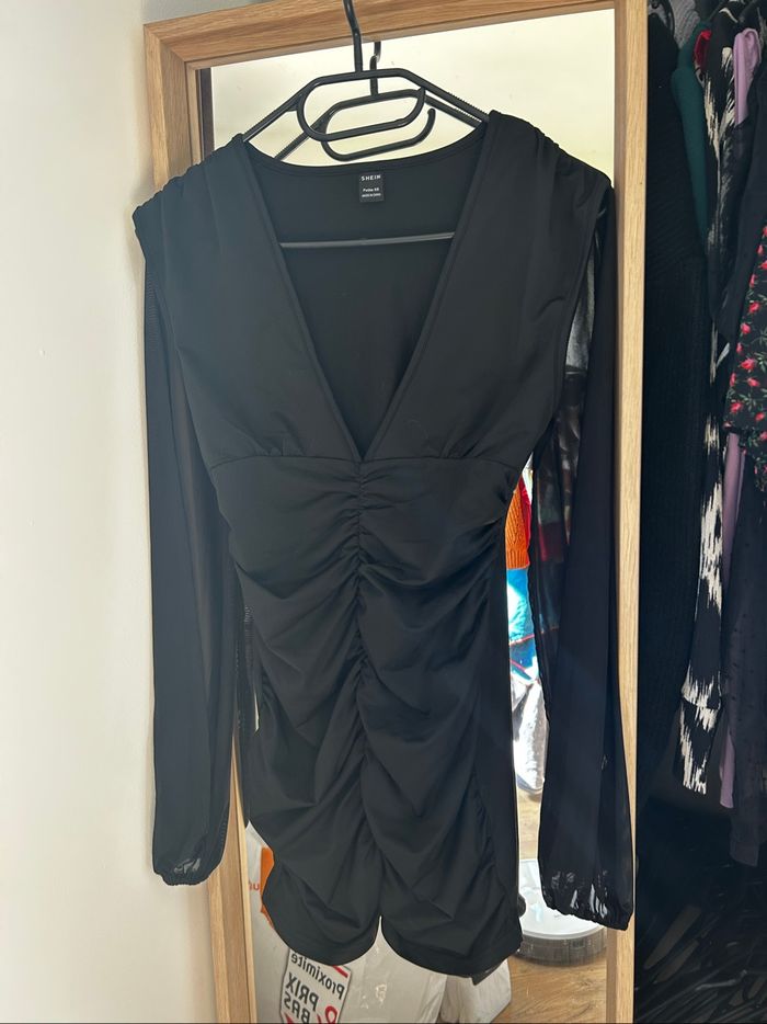 Robe élégante - photo numéro 2