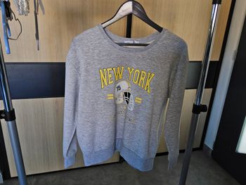 Sweat  shirt taille 38 primark