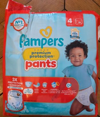 Couches pampers pants taille 4